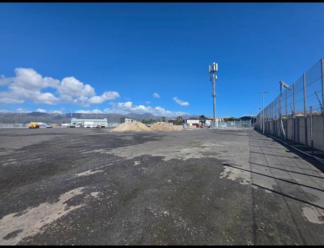 10,000M² INDUSTRIAL YARD TO LET IN STRAND INDUSTRIA